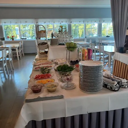 Maentyluodon 호텔 포리