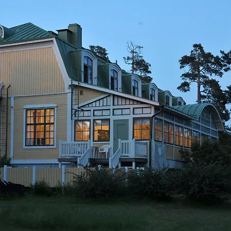 Maentyluodon Hotel Pori