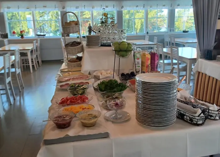 Maentyluodon Hotel Pori