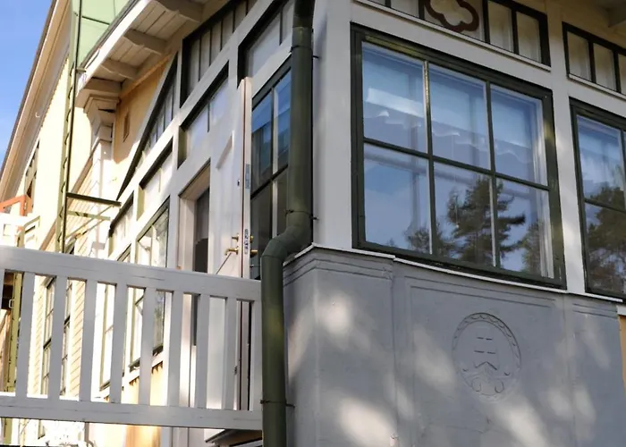 Maentyluodon Hotel 3*