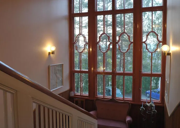 Maentyluodon فندق بوري